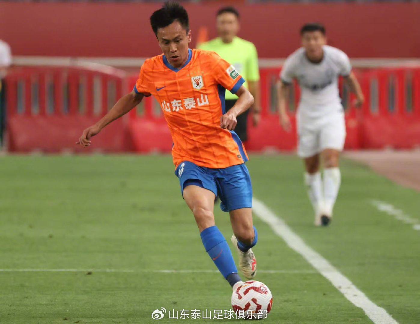 关于媒体人:泰山夏窗会大调整最该走的人将离队的信息
